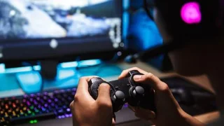 Cara Bermain Permainan Video Dalam Talian Dengan Selamat Melalui Rangkaian Awam