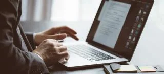 Cara Menyesuaikan dan Menggunakan Bar Status dalam Aplikasi Microsoft Office