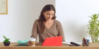 Eliminar elementos de la pantalla de inicio de Kindle Fire