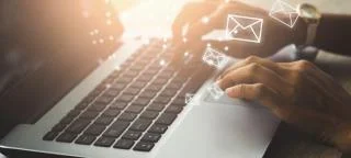 Jak dodać dodatkową skrzynkę pocztową do programu Outlook