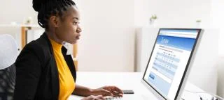 Cómo usar restricciones para preguntas en Microsoft Forms