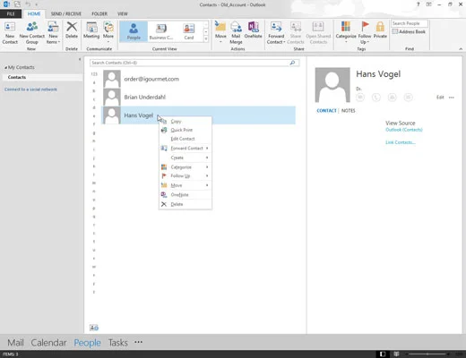 So markieren Sie einen Kontakt in Outlook 2013