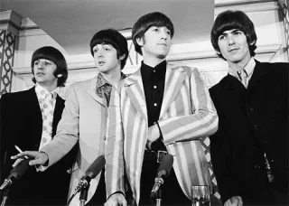 Os Beatles lançam sua “última música” em homenagem a John Lennon com ajuda da IA