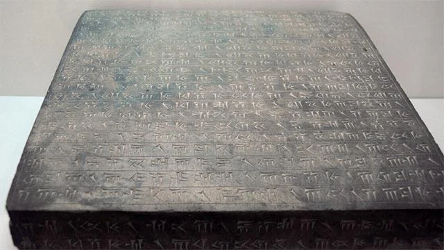 DeepScribe: IA pode traduzir textos antigos com milhares de anos