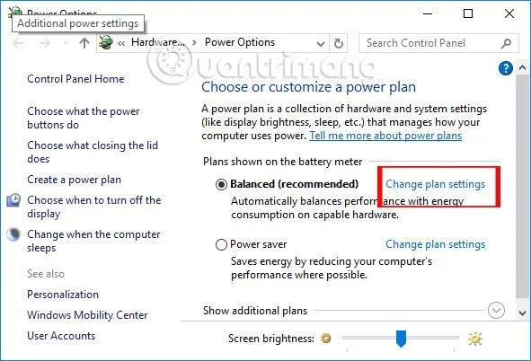 Petua untuk menyesuaikan skrin kunci Windows 10