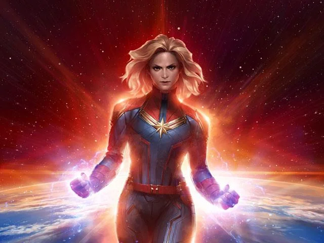Set kertas dinding Kapten Marvel resolusi tinggi untuk komputer