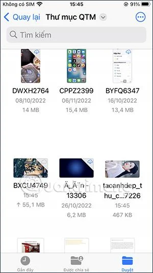 Cara memutar berbilang foto dan video dalam Fail pada iPhone