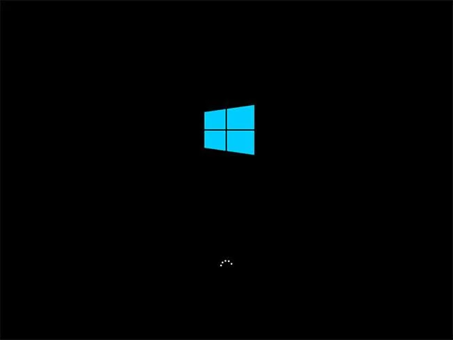 Windows 10'u fotoğrafınıza başlatırken logo nasıl değiştirilir?