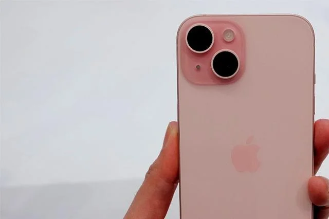 Bagaimana untuk membetulkan ralat pembuangan bateri iOS 17