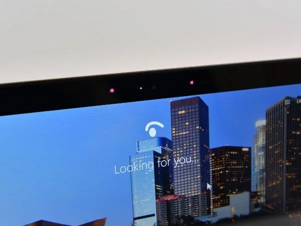 Lumpuhkan kamera web dan mikrofon pada Windows 10