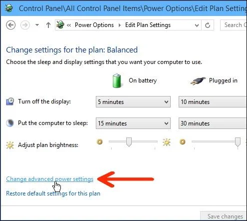 Windows 10'da ekran parlaklığını otomatik olarak ayarlamak için özelliği kapatın