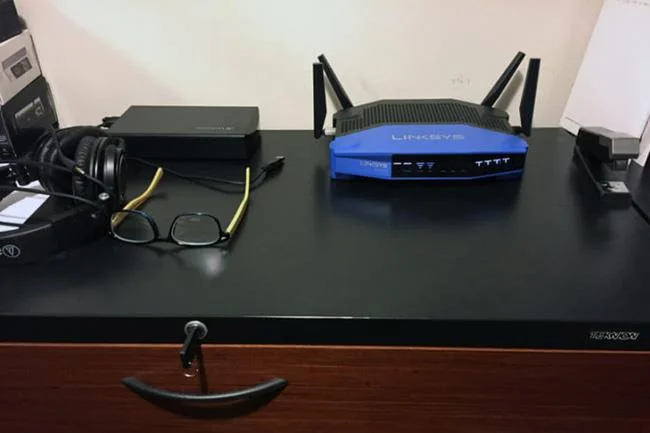 WiFi sinyali zayıf; yeni bir Wi-Fi yönlendiriciyi değiştirmeyi planlamadan önce bunu yapmayı deneyin