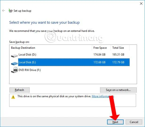 Bagaimana untuk membuat sandaran secara automatik pada Windows 10