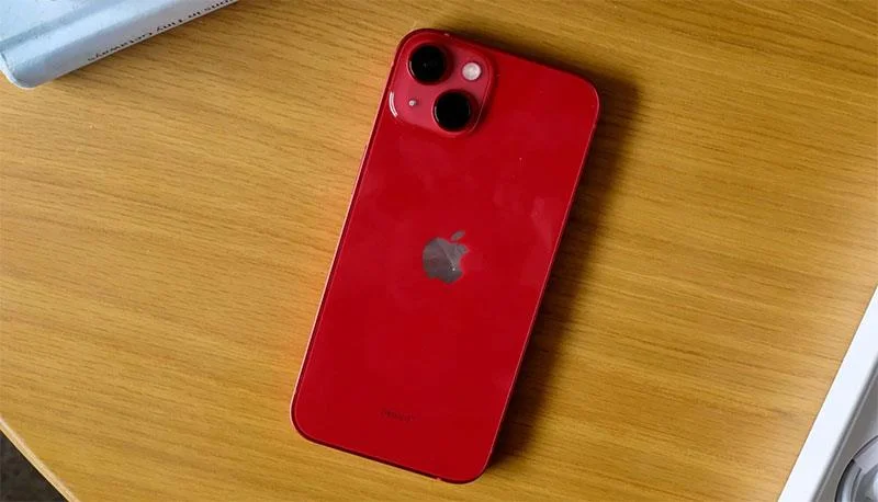 iPhone 13