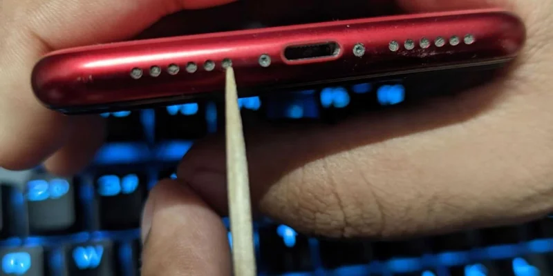 So reinigen Sie iPhone-Lautsprecher