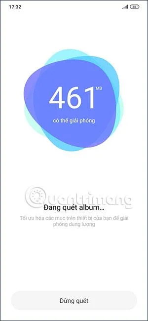 Cara menyediakan dan memasangkan AirTag dengan iPhone atau iPad