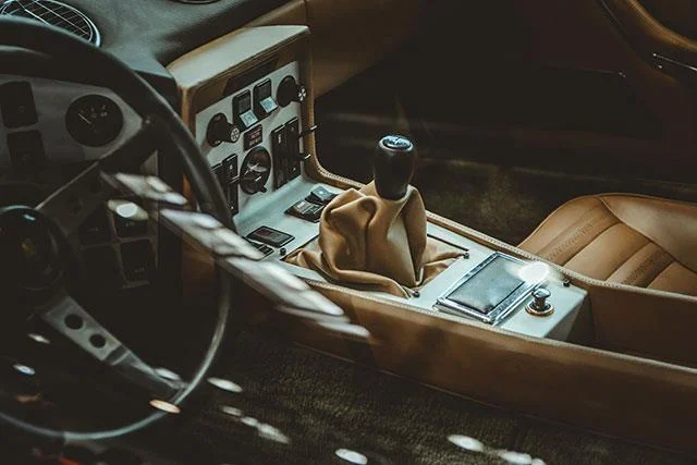 100+ kertas dinding yang cantik dengan banyak tema untuk komputer dan komputer riba