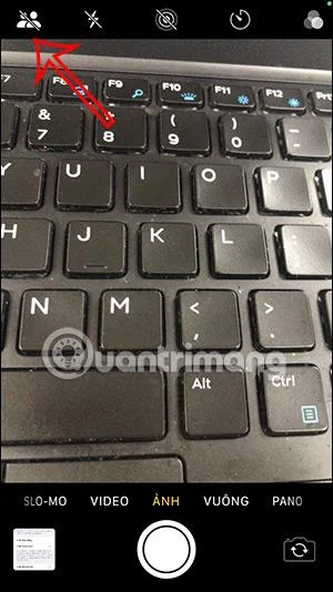 Cara menambah foto pada album kongsi iPhone