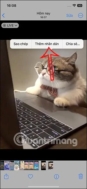 Bagaimana untuk menukar GIF menjadi pelekat pada iPhone