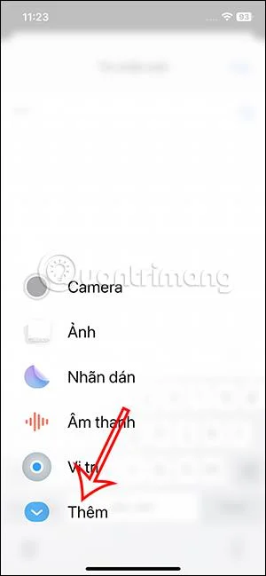 Cara melaraskan aplikasi dalam menu Mesej iPhone