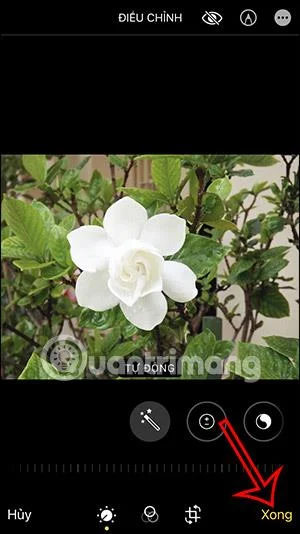 Cara menggunakan utiliti penyuntingan foto pada iPhone