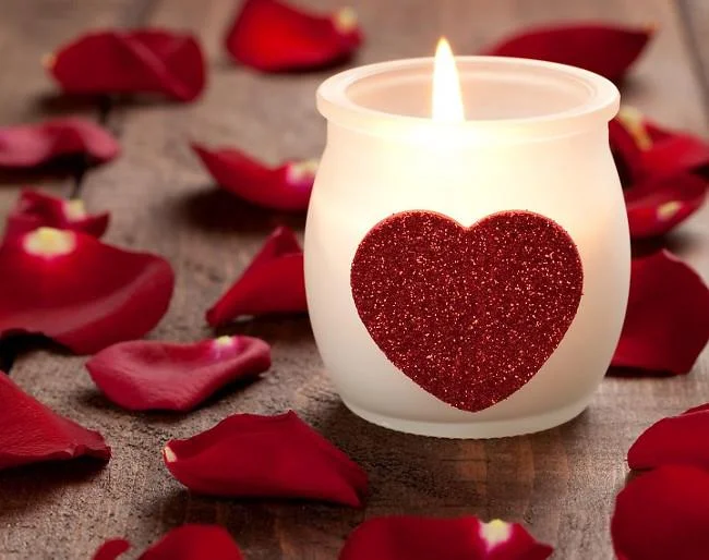 Set kertas dinding komputer untuk Hari Valentine 14 Februari