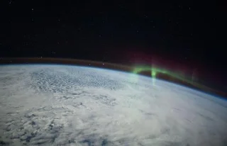 Muat turun kertas dinding angkasa yang cantik yang diambil oleh NASA, ULA, SpaceX