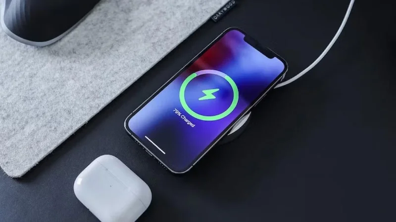Apakah jenis kabel dan pengecas yang diperlukan oleh iPhone anda?