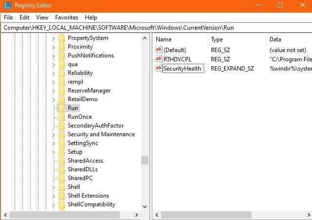 Bagaimana untuk mencari folder Permulaan Windows 10