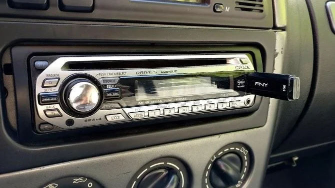 Telefondan araç ses sistemine müzik nasıl çalınır?