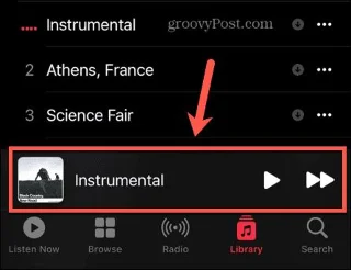 Bagaimana untuk mematikan main balik muzik automatik pada Apple Music