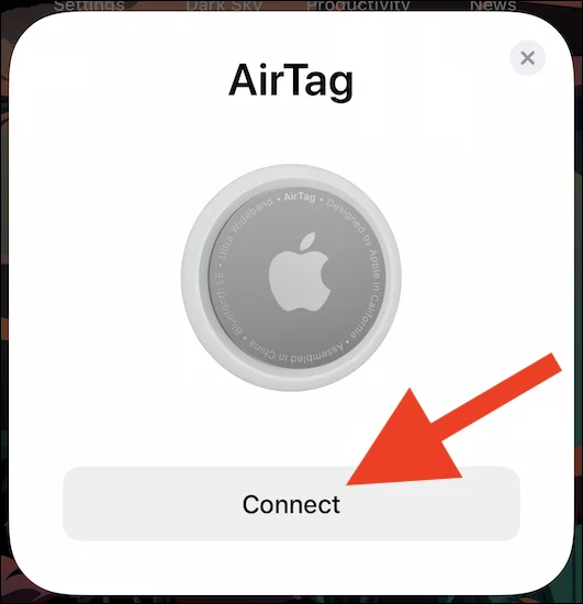 Cara menyediakan dan memasangkan AirTag dengan iPhone atau iPad