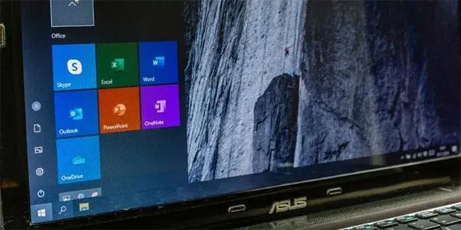 Cara menggunakan pilihan tetapan semula kilang Windows 10 dari awan