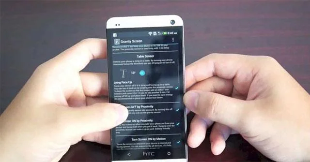 Hidupkan/matikan skrin telefon secara automatik tanpa memerlukan butang kuasa dengan Skrin Graviti