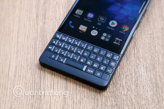 5 telefon pintar dengan papan kekunci fizikal terbaik