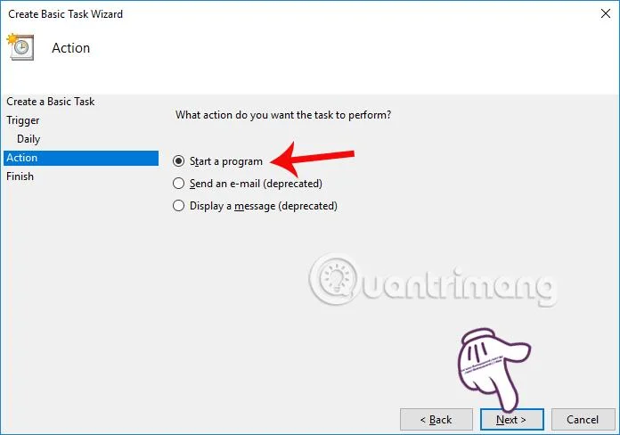 Bagaimana untuk menjadikan latar belakang gelap secara automatik pada Windows 10