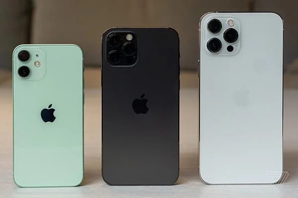 Bandingkan saiz iPhone 12 mini dan iPhone 12 Pro Max
