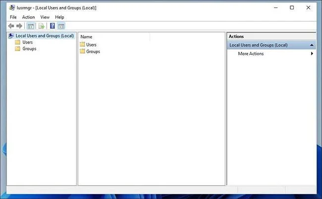 Lokaal gebruikers- en groepsbeheer inschakelen in Windows 11 en 10 Home