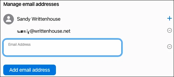 Arahan untuk menyediakan domain e-mel tersuai pada iCloud