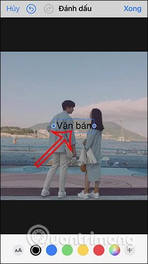 Cara memasukkan emoji ke dalam foto pada iPhone adalah sangat mudah