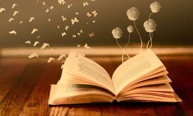 Koleksi kertas dinding buku yang paling indah untuk komputer