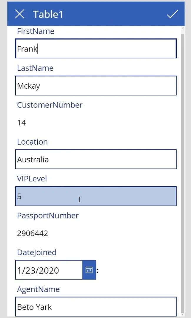 Skrin PowerApps: Mengedit Dan Mengemas kini
